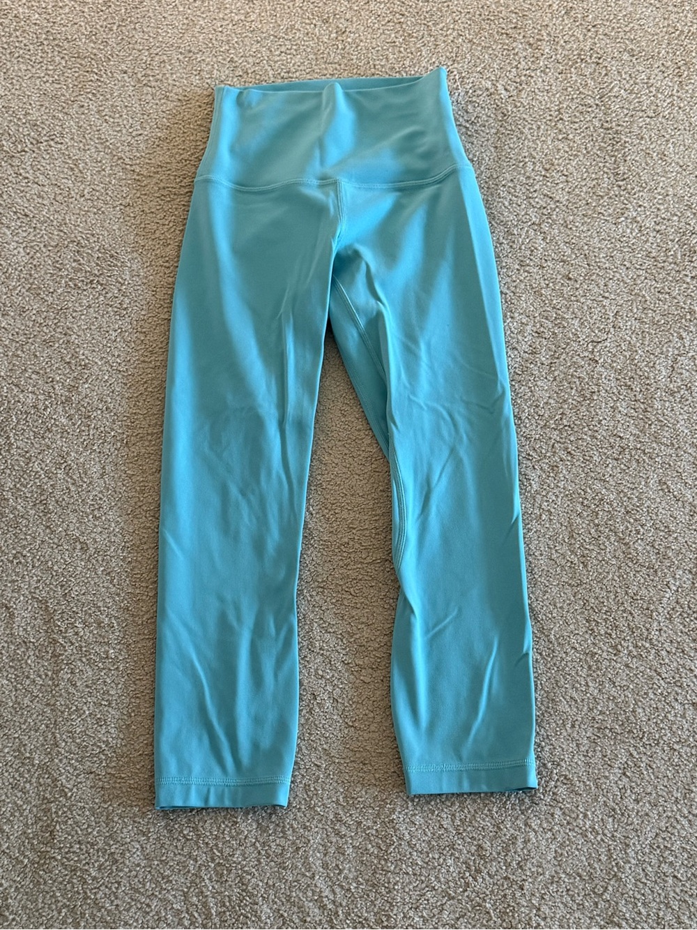 Lululemon Wunder Train HR Crop 22” Leggings Women’s Size 2 Aqua Blue